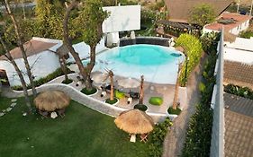 Hidden Beach Resort By Greenleaf Aqua